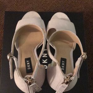 dkny colby ankle strap